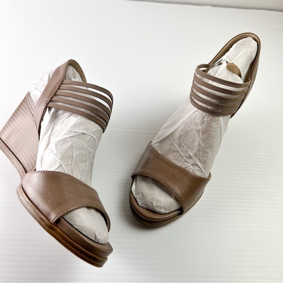 LifeStride Blaze Women's size 9.5 Beige Slingback Wedge Sandals - Picture 4 of 12